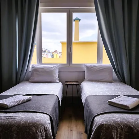 Ey Lisbon GuestHouse-2