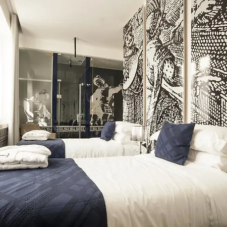 Teatro Boutique Rooms&Suites-2